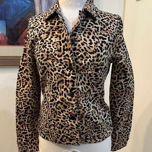 NWT Leopard Print Denim Button-Up Jacket Size 0 (SMALL)